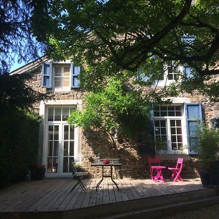 Maison De Vacances, Gite "Le Vieux Logis" A Profondeville Exteriér fotografie