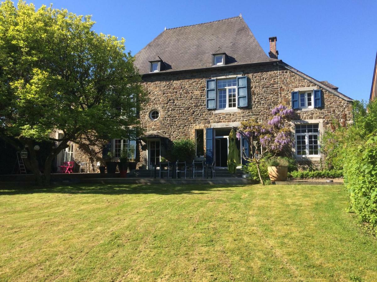 Maison De Vacances, Gite "Le Vieux Logis" A Profondeville Exteriér fotografie