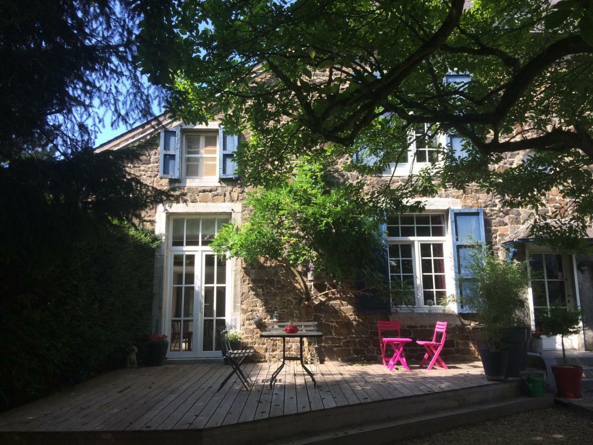 Maison De Vacances, Gite "Le Vieux Logis" A Profondeville Exteriér fotografie